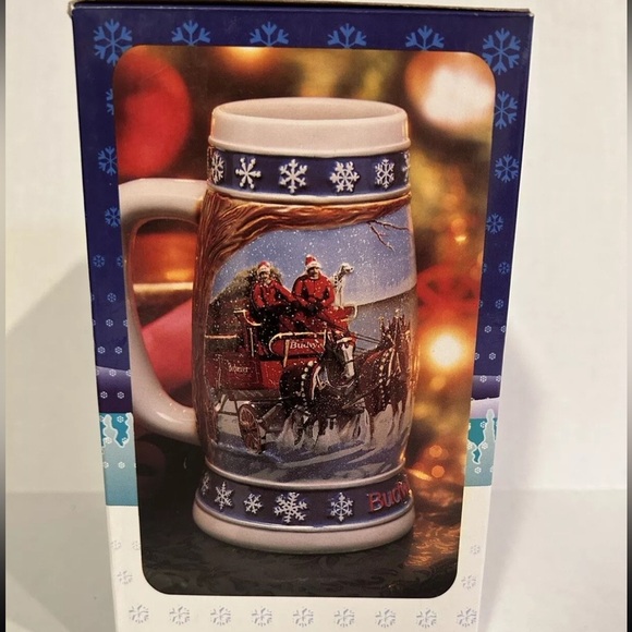 1995 Budweiser Holiday Stein titled "Lighting The Way Home" - Picture 15 of 16